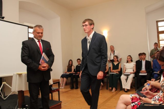 predanivysvedceni9b 8